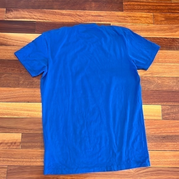 LOVE Moschino T-Shirt Bird in Sneakers Blue Italy Medium - Picture 6 of 7